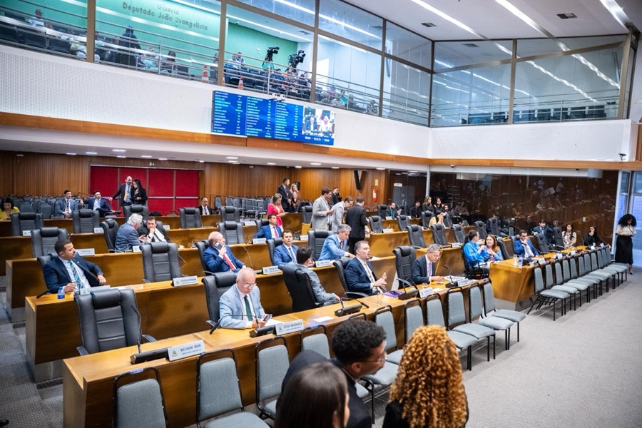 Deputados-protocolam-pedido-de-CPI-para-investigar-vice-governador