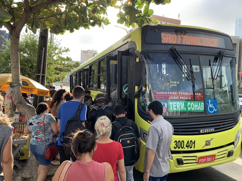 agromerccoes-em-onibus-oportunidade-para-abus